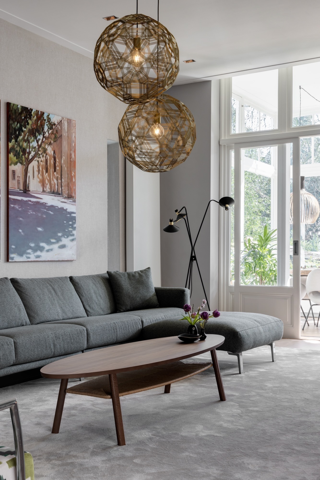 zithoek met ovale salontafel