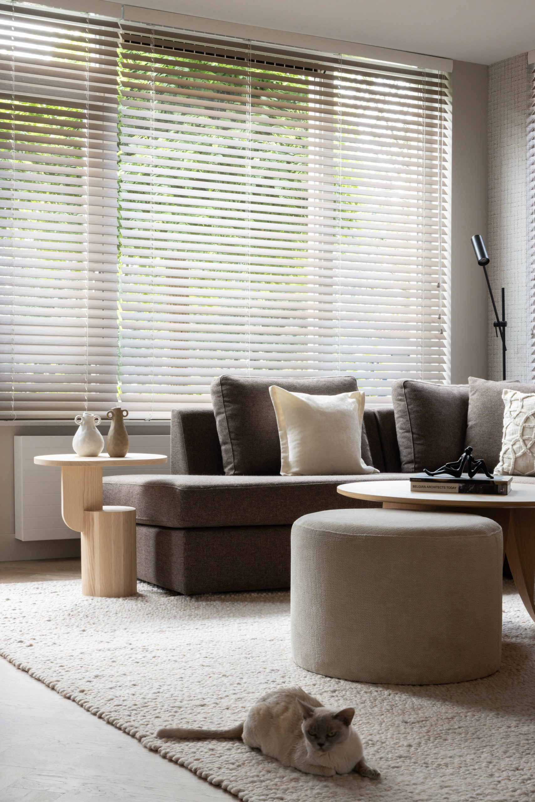 meubelen in bruin en creme