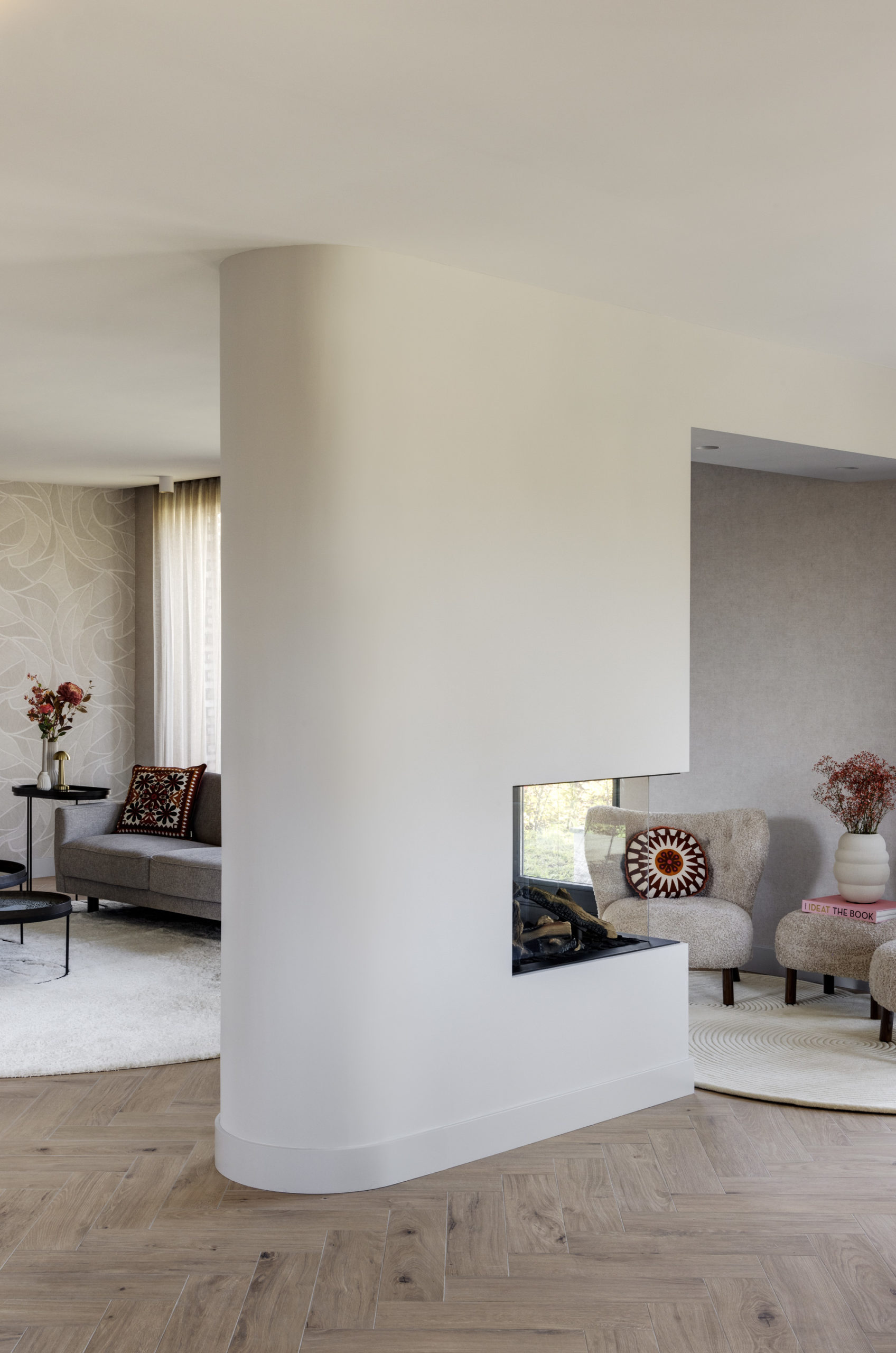 roomdivider met doorkijkhaard