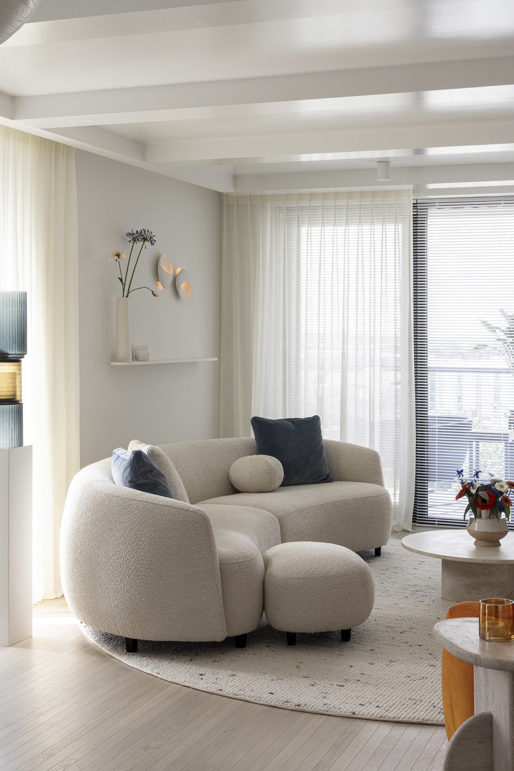 halfronde sofa creme wit
