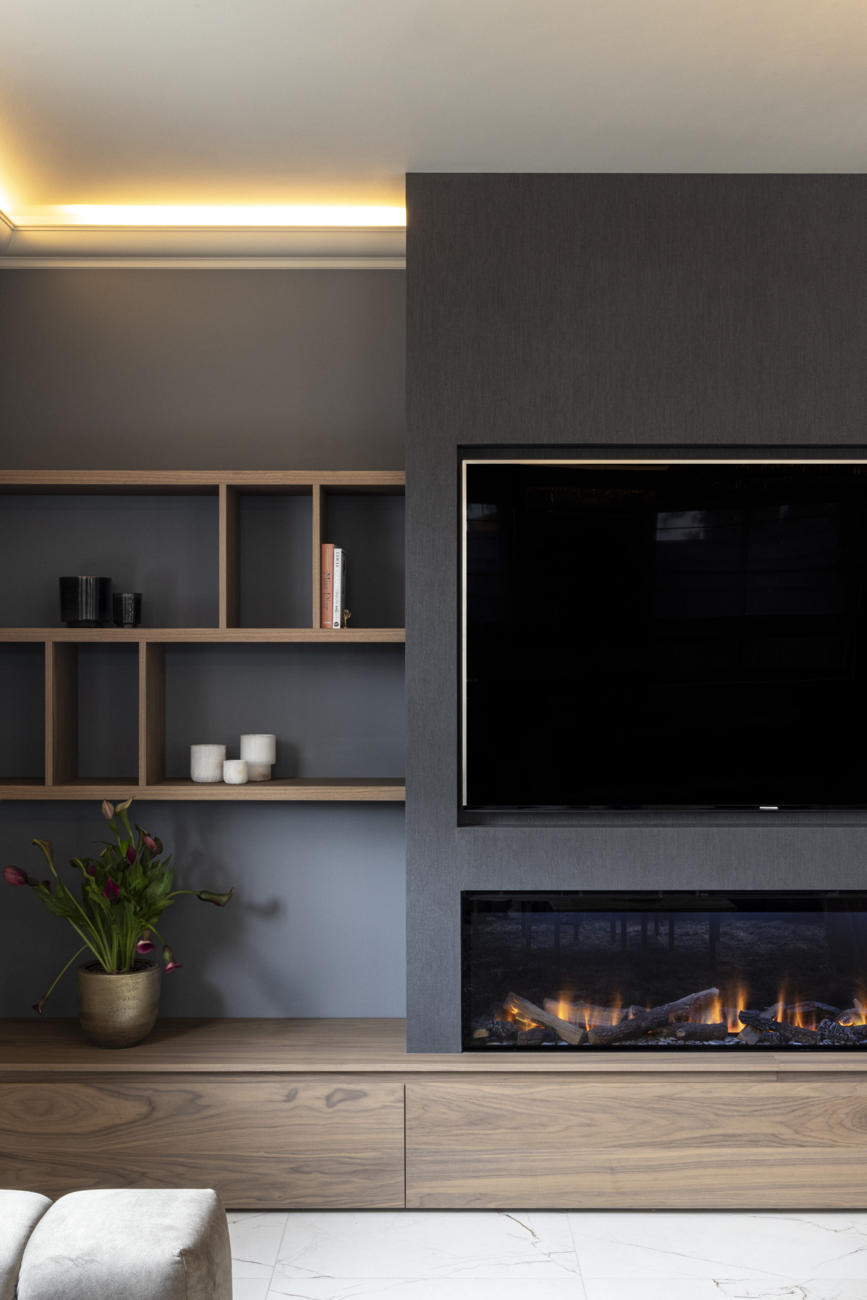wandmeubel met openhaard en tv