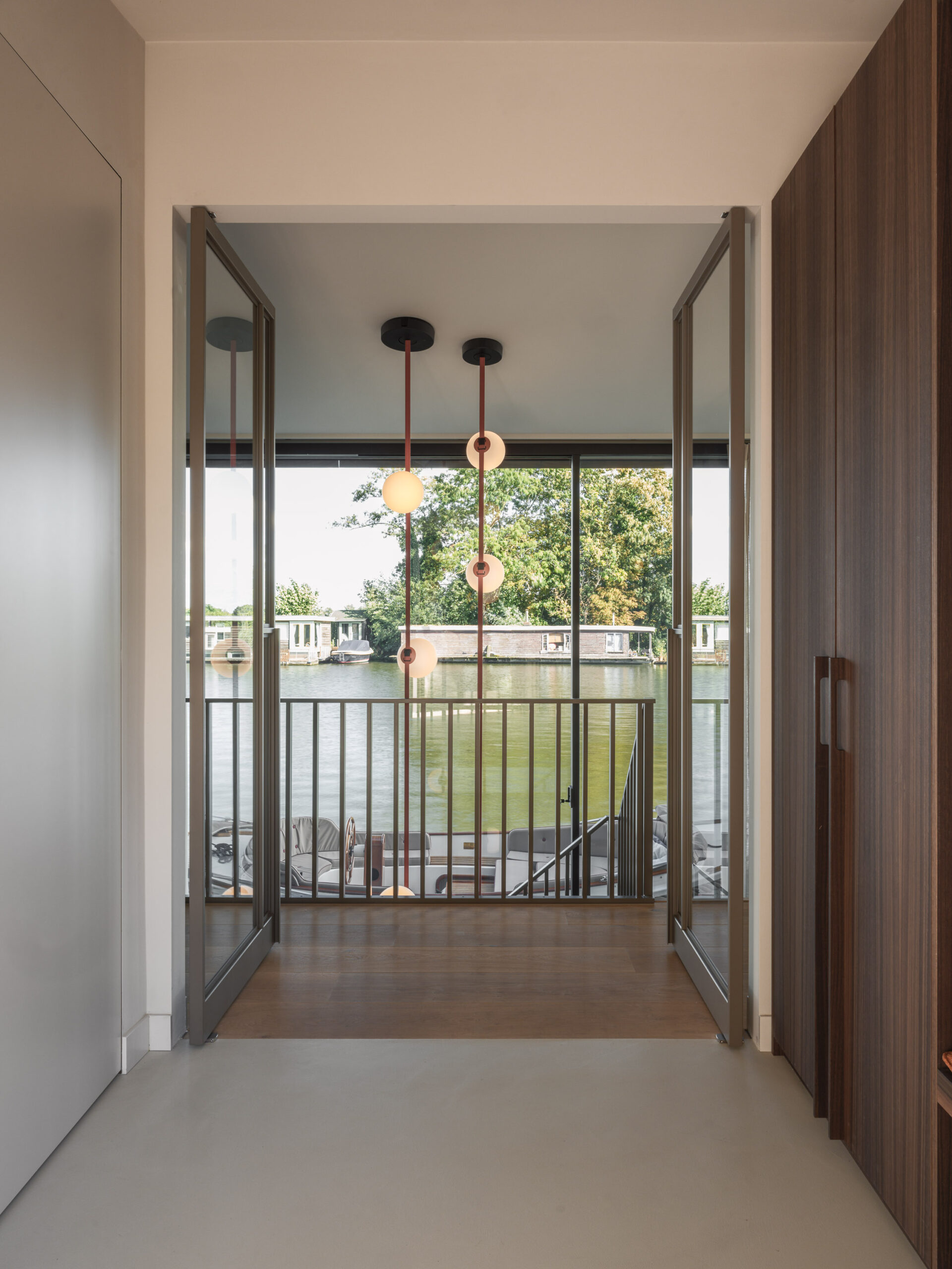The Home Factory Essentials round corner